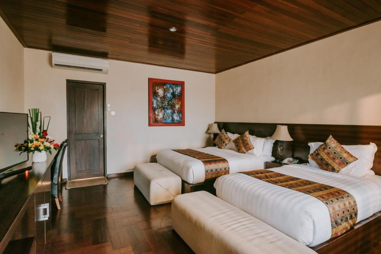 Arthur Suites By Mahavilas Kuta Lombok Exterior foto